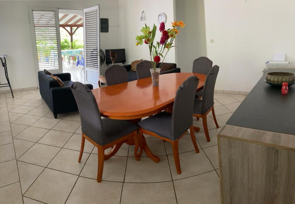 Haut De Villa Chez Ghighi Rivière-Pilote Kültér fotó