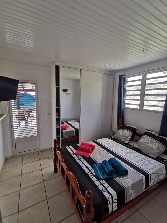 Haut De Villa Chez Ghighi Rivière-Pilote Kültér fotó