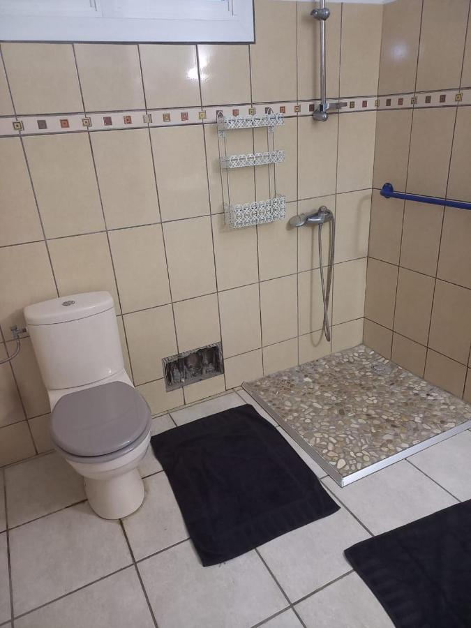 Haut De Villa Chez Ghighi Rivière-Pilote Kültér fotó